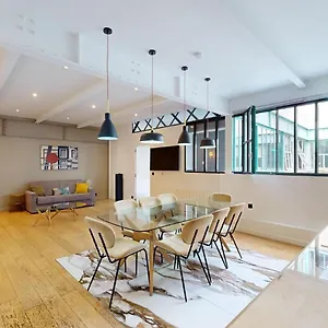 178 Cesar - Superb In , Paris France